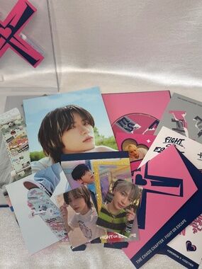TXT The Chaos Chapter: Fight or Escape Album - Fight ver (PCs Included)